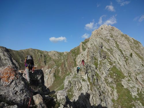 ESCALADA AL PARC NACIONAL D'AIGUESTORTES I ESTANY DE SANT MAURICI REFUGIS PIRINEU
